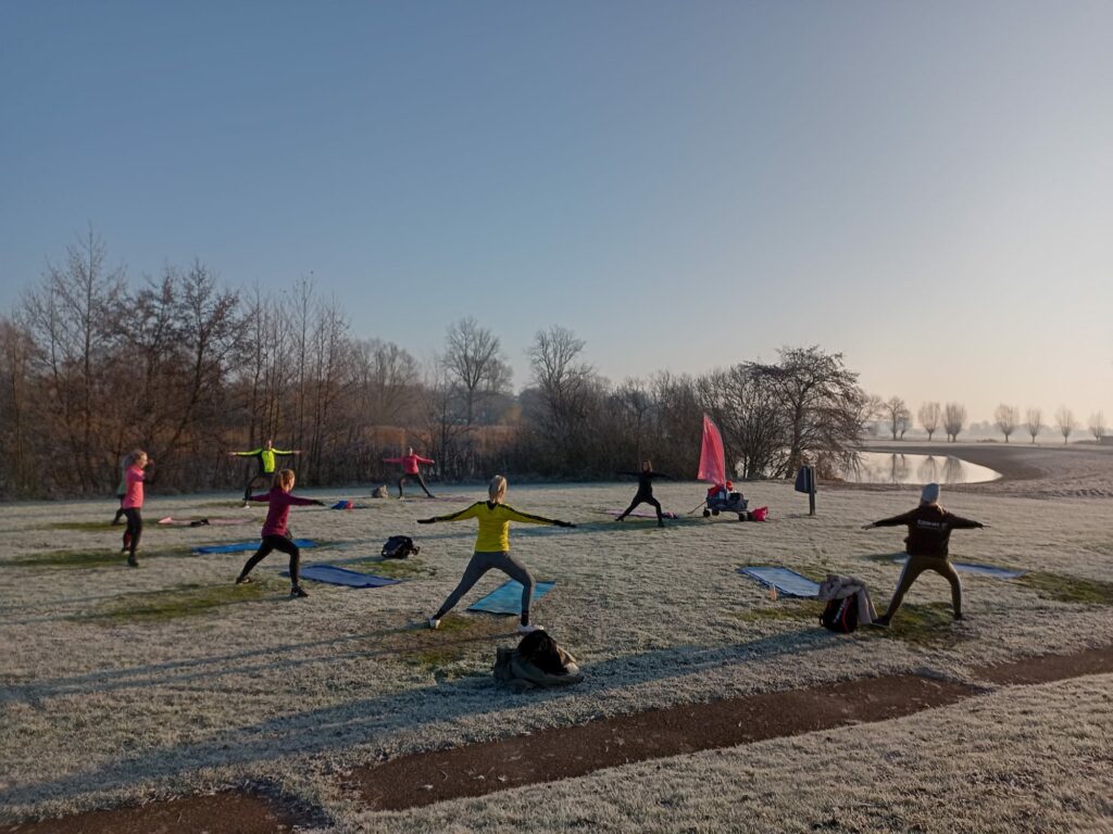 Yoga in de winter in Zwolle bij Agnietenplas