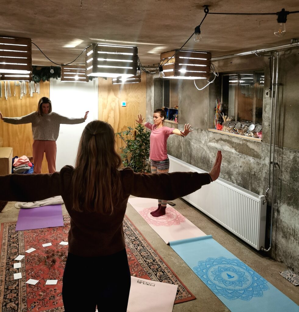 Yoga tijdens yoga & Art retreat